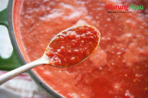 9 Bahan Pembuatan Saus Tomat